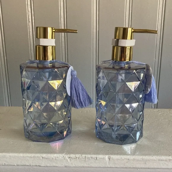 HP NWT-2 Blue Iridescent Diamond Glass Luxury Hand Soap Pumps Sandalwood Vanilla - Picture 5 of 17